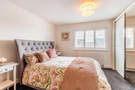 8639118-interior31v2.jpg