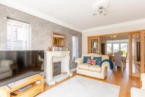 8638896-interior24v2.jpg
