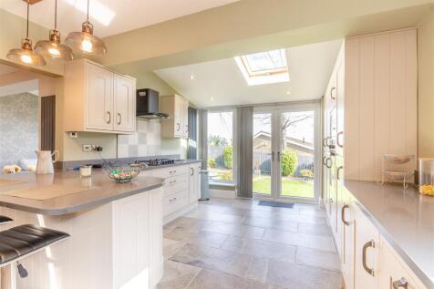8638896-interior14v2.jpg
