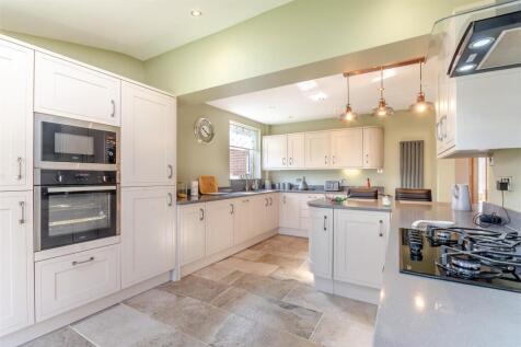 8638896-interior17v2.jpg