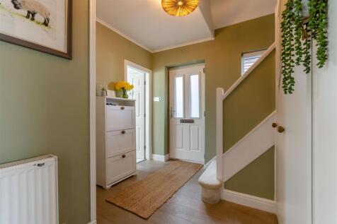 8642414-interior12.jpg