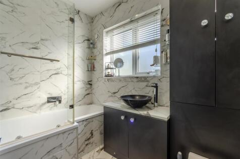 8642414-interior10.jpg