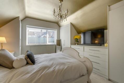 8642414-interior17.jpg