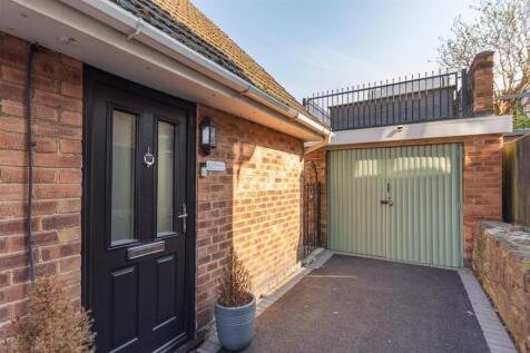 8642414-exterior11.jpg