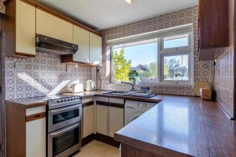 8642024-interior15.jpg
