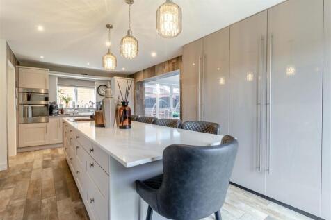 8643328-interior05.jpg