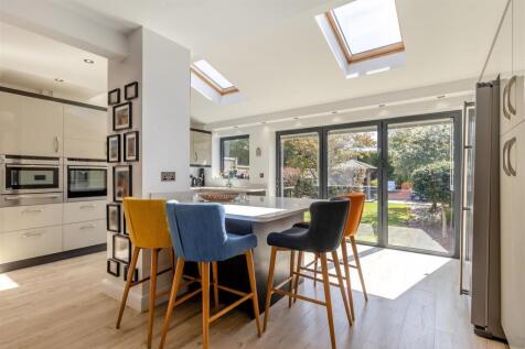 8643170-interior03.jpg