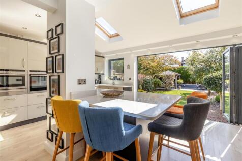 8643170-interior09.jpg