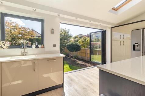 8643170-interior10.jpg