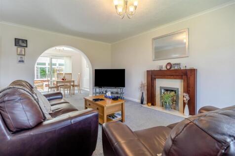 8646417-interior04.jpg