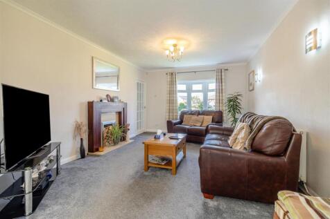 8646417-interior06.jpg
