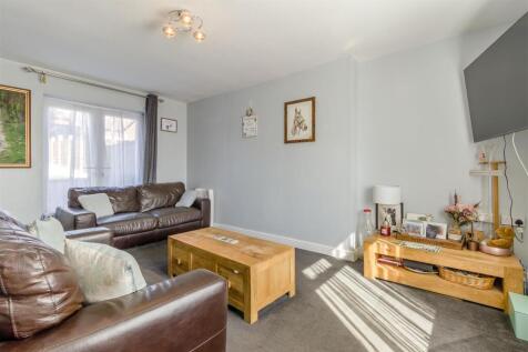 8647752-interior02.jpg