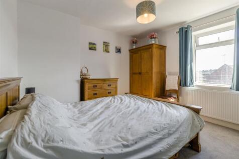 8647752-interior10.jpg