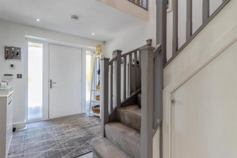 8646070-interior17.jpg