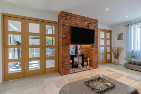 8646070-interior30.jpg