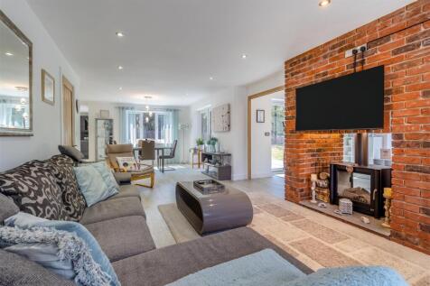 8646070-interior31.jpg