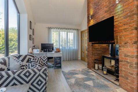 8646070-interior36.jpg