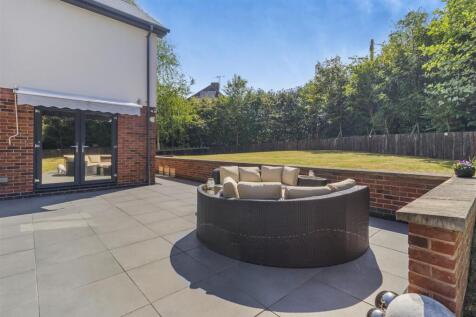 8646070-exterior17.jpg