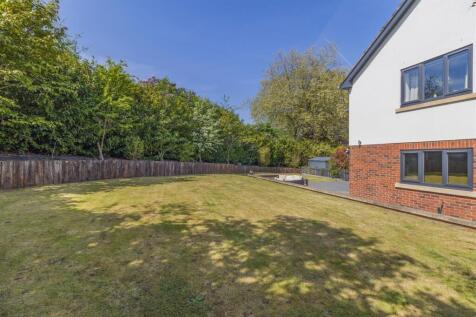 8646070-exterior14.jpg