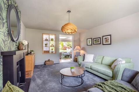 8645460-interior34.jpg