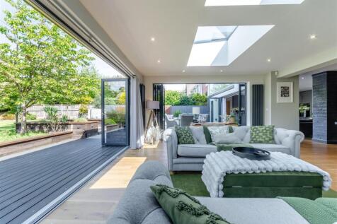 8645460-interior10.jpg