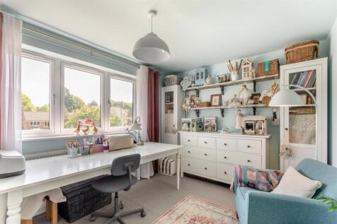 8645460-interior41.jpg