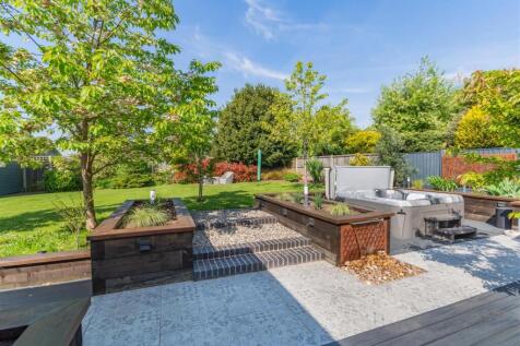 8645460-exterior01.jpg