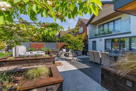 8645460-exterior13.jpg