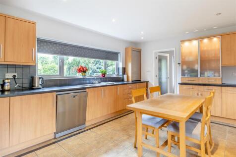 8648013-interior14.jpg