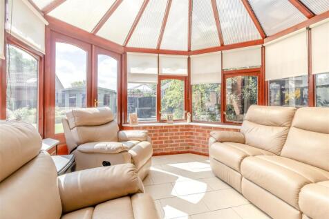 8648189-interior10.jpg