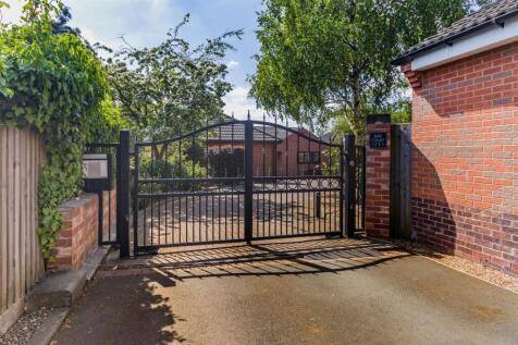 8648189-exterior10.jpg