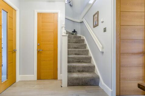 8649440-interior26.jpg