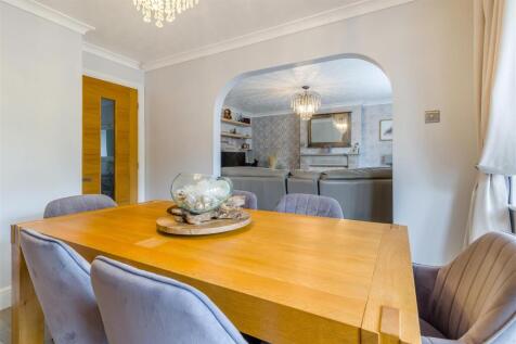 8649440-interior21.jpg