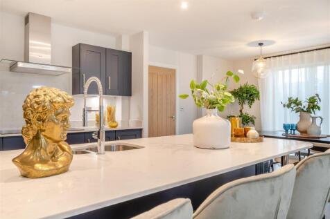 8583344-interior34.jpg