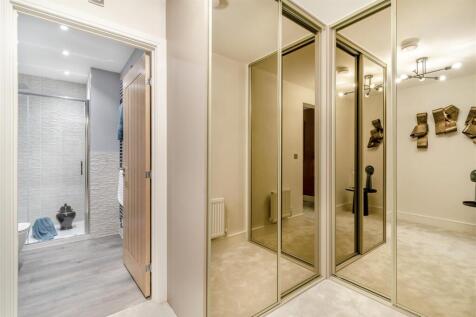 8583344-interior62.jpg