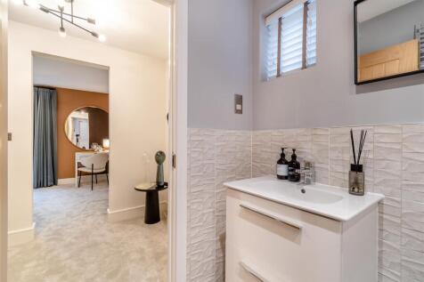 8583344-interior61.jpg