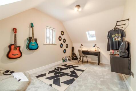 8583344-interior77.jpg