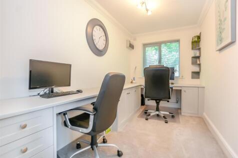 8649448-interior22.jpg