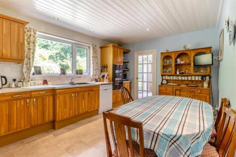 8651067-interior12.jpg