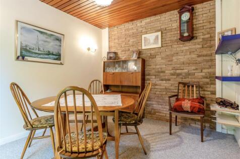 8651067-interior22.jpg