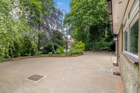 8651067-exterior11.jpg