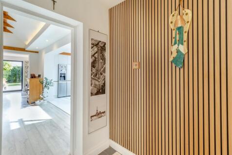8620467-interior14.jpg