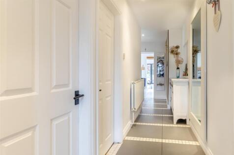 8620467-interior22.jpg