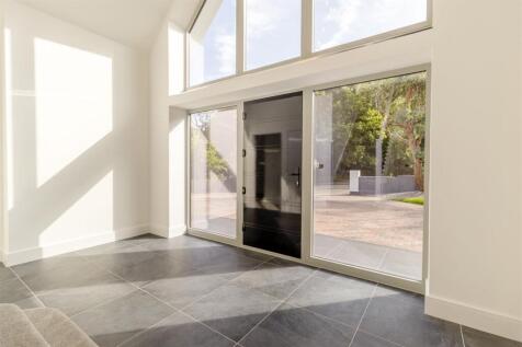 8657257-interior02.jpg