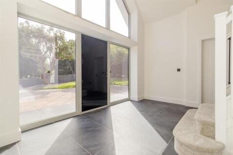 8657257-interior06.jpg