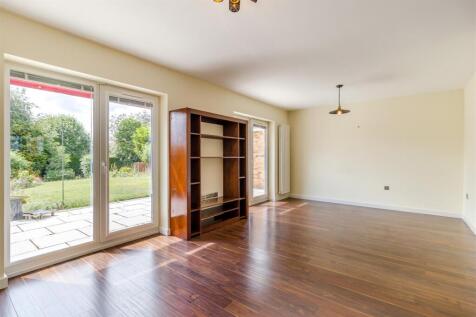 8657371-interior16.jpg