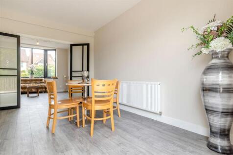 8657375-interior31v2.jpg