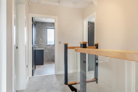 8657375-interior18.jpg