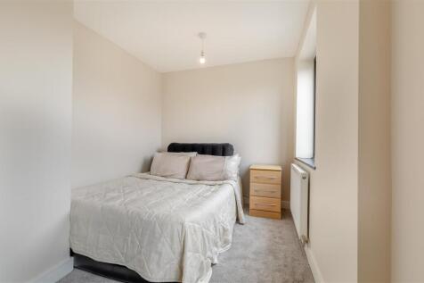8657375-interior15.jpg