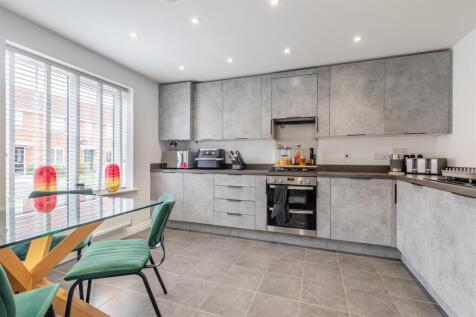 8658495-interior24.jpg